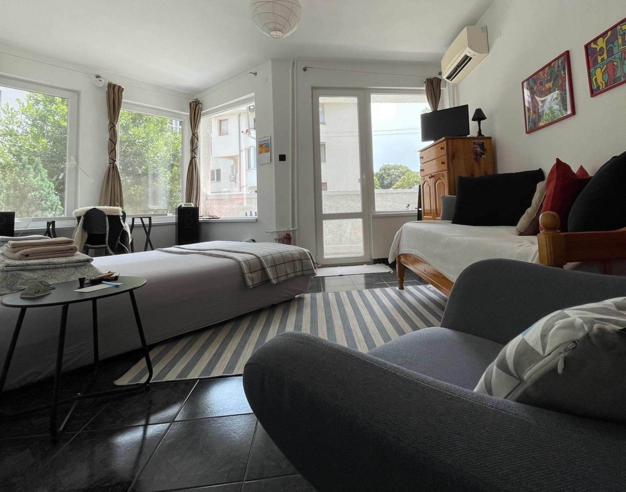 Apartamento Modern Flat Near Downtown Plovdiv Exterior foto